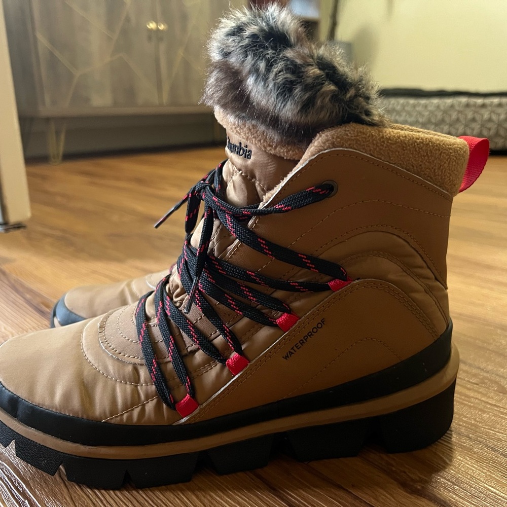 Columbia Women's Brown Waterproof Winter Boots